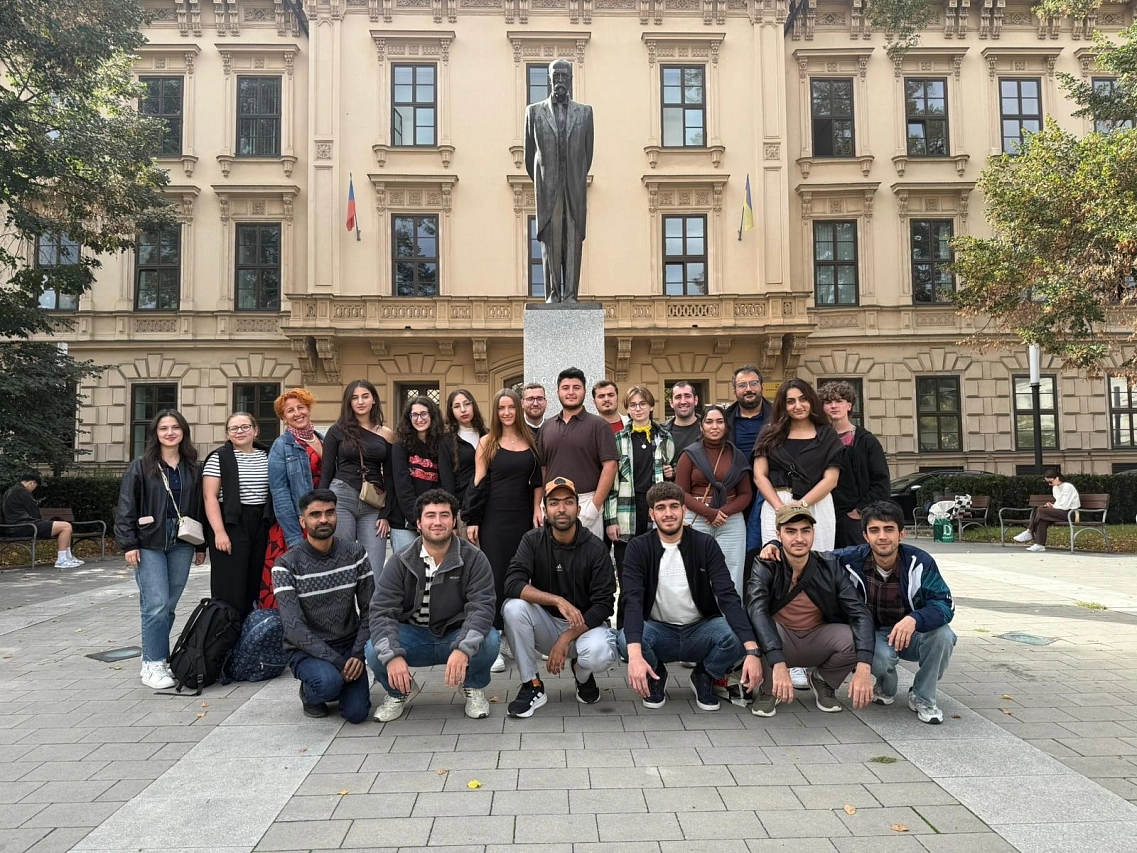 Cyber Heroes 2.0 - 1.stage